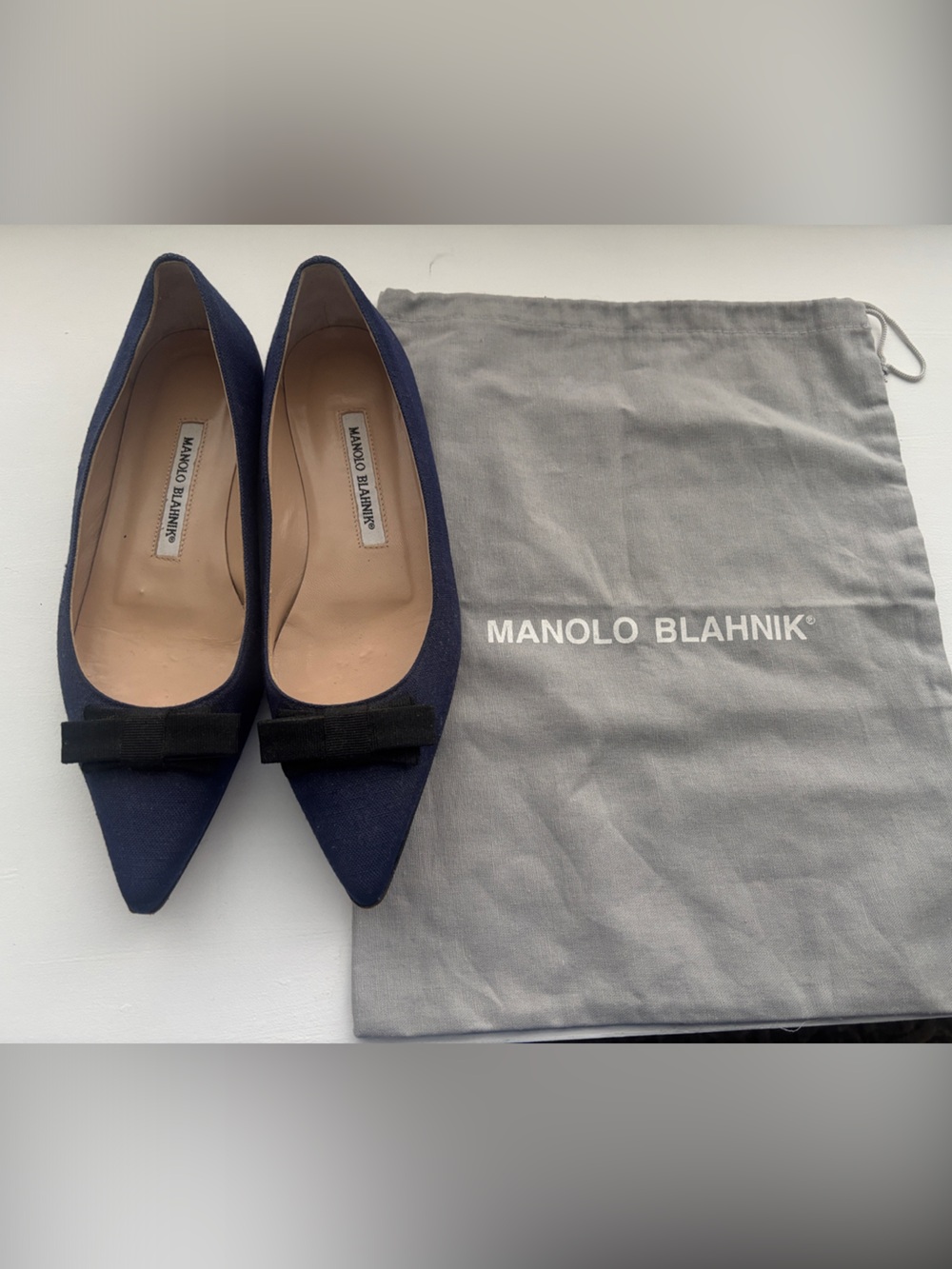 Manolo Blahnik Navy Pointed Bow Flats with Black Bow - Picture 2 of 4